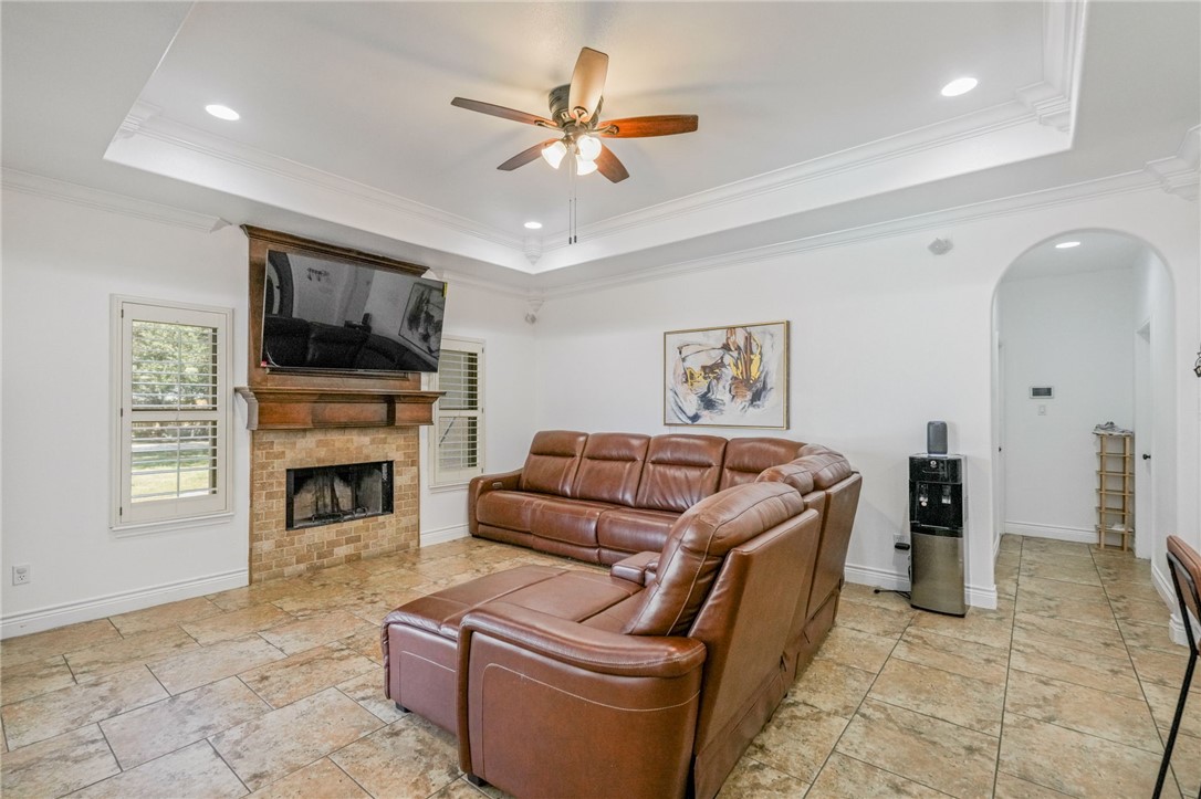1502 Westridge Blvd Property Photo 56