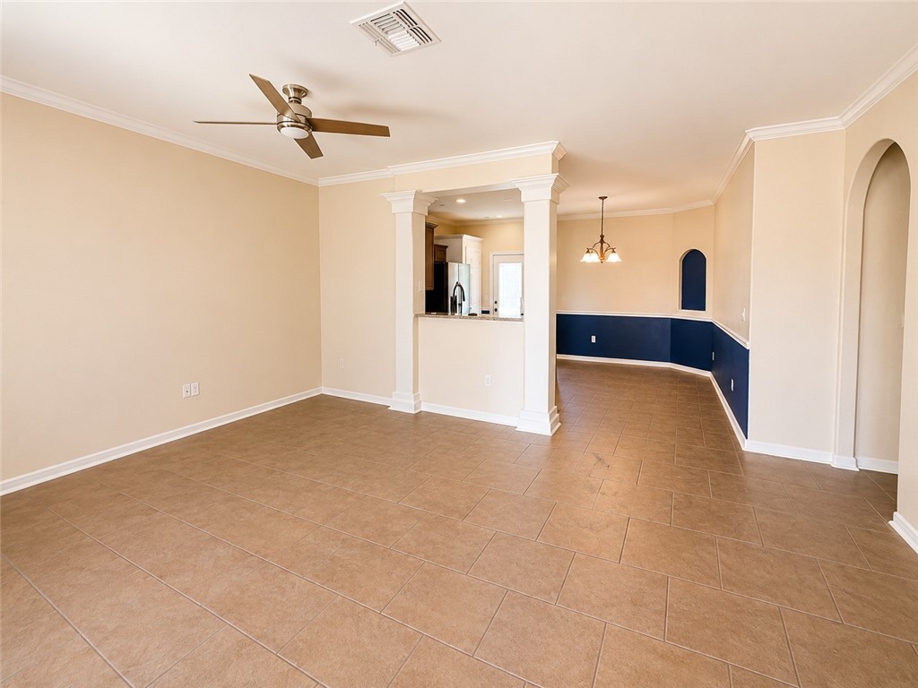 1124 Imperial St Property Photo 3