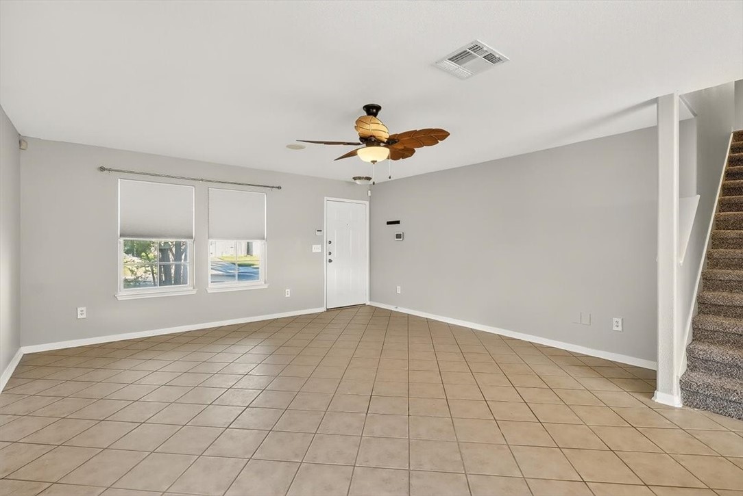 2110 Encino Dr Property Photo 7