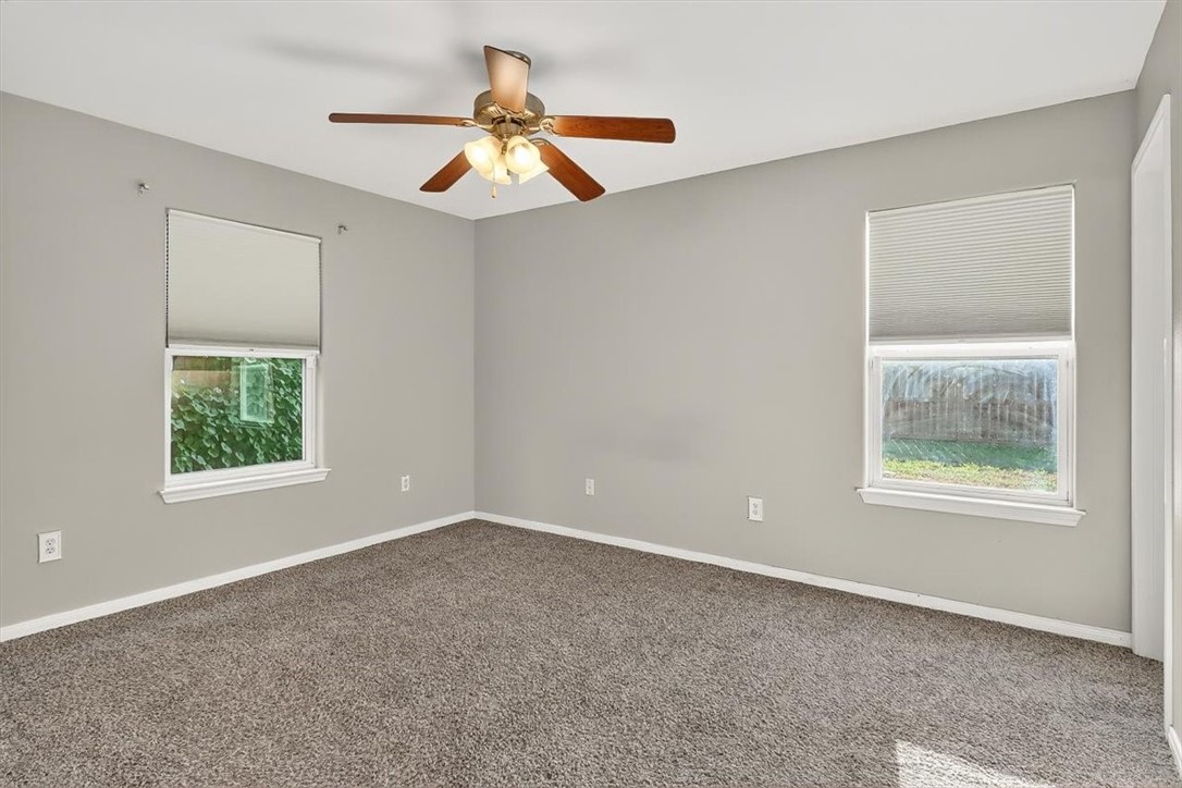 2110 Encino Dr Property Photo 16
