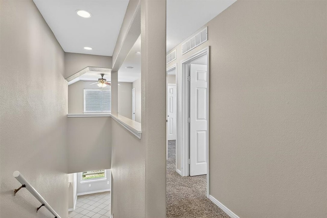 2110 Encino Dr Property Photo 26