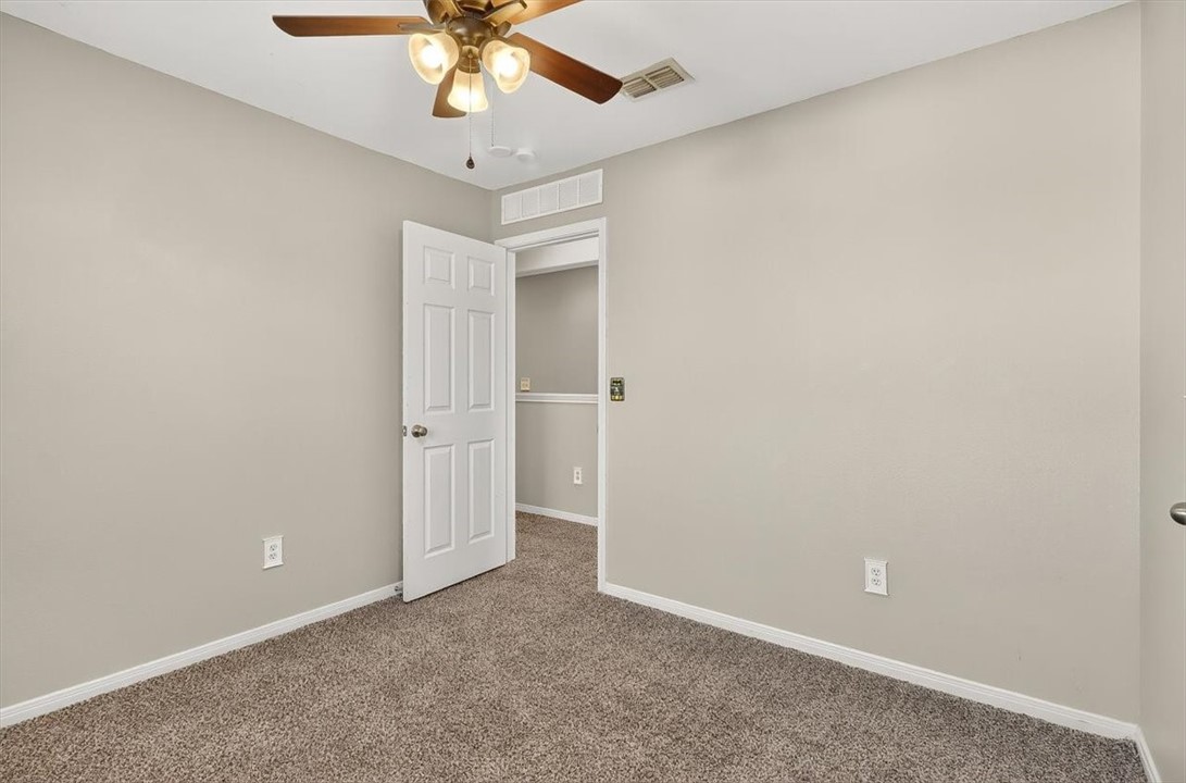 2110 Encino Dr Property Photo 31