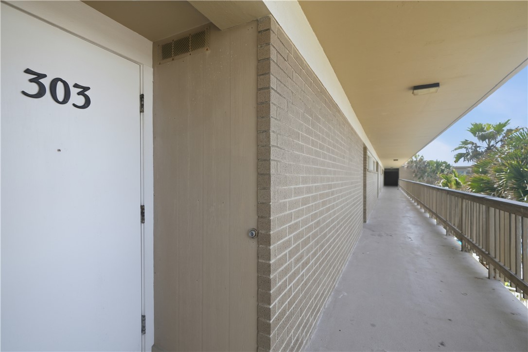 15340 Leeward Dr 303 Property Photo 1