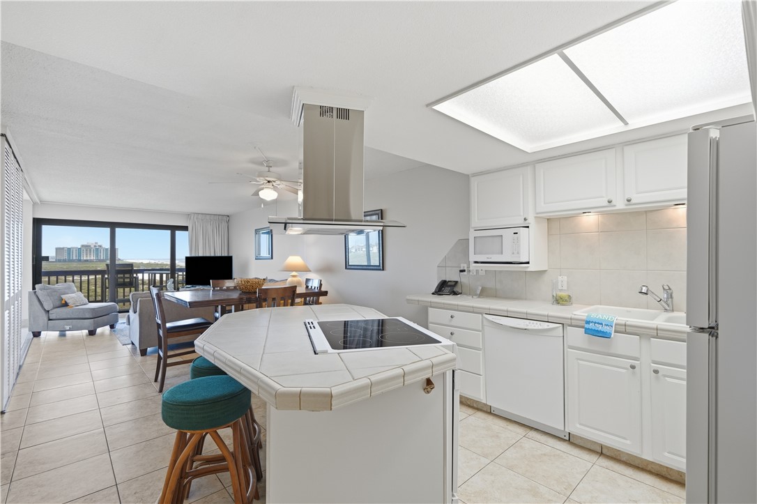 15340 Leeward Dr 303 Property Photo 7