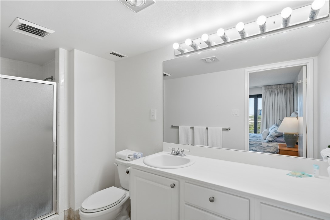 15340 Leeward Dr 303 Property Photo 14