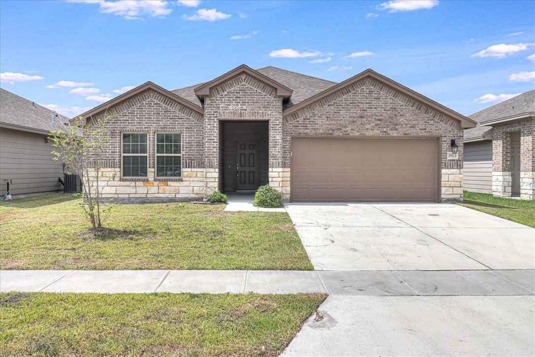 3913 Jayden Dr Property Photo 1