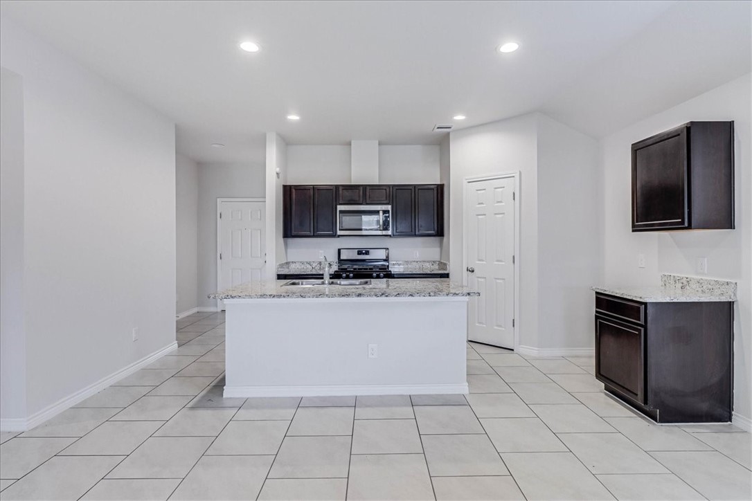 3913 Jayden Dr Property Photo 14