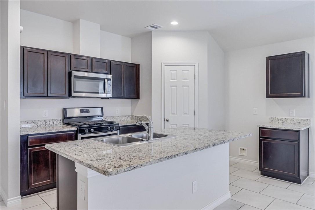 3913 Jayden Dr Property Photo 15