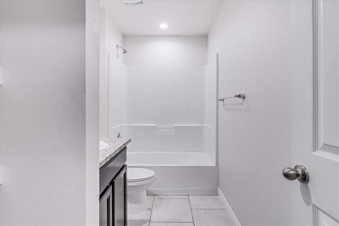 3913 Jayden Dr Property Photo 27