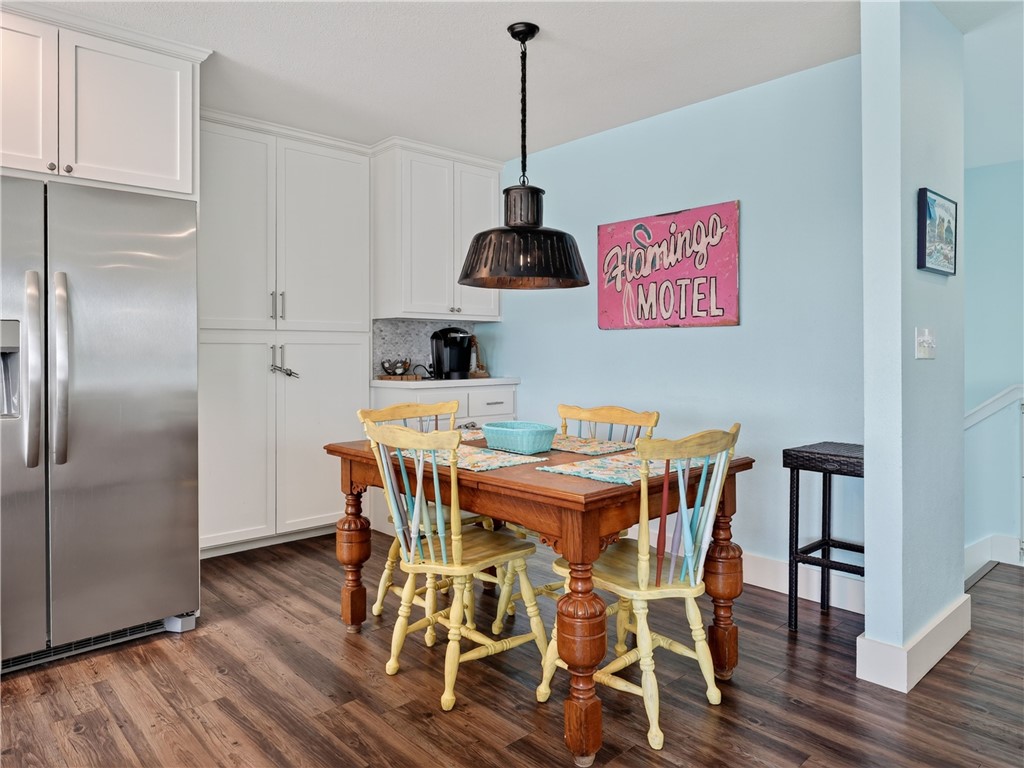 20 Flamingo Property Photo 12