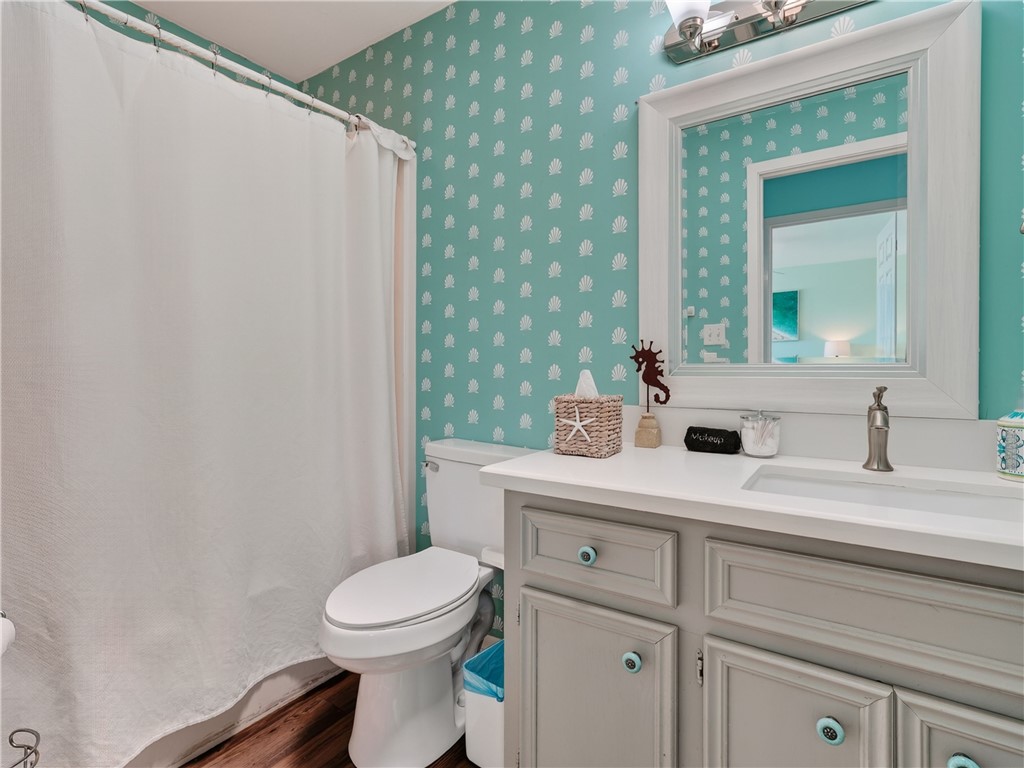 20 Flamingo Property Photo 19