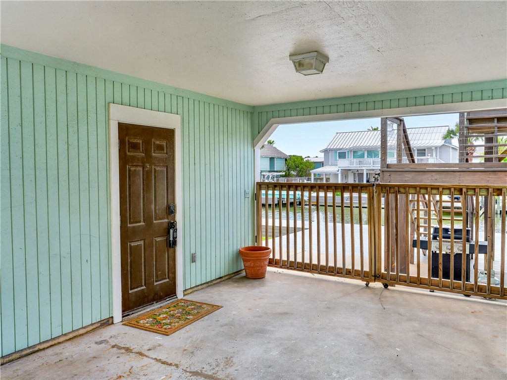 20 Flamingo Property Photo 24