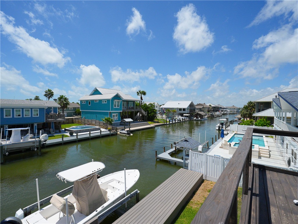 20 Flamingo Property Photo 32