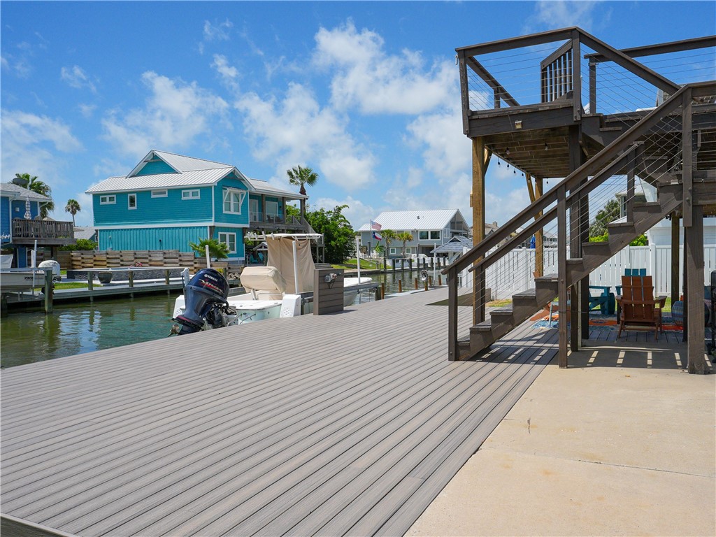 20 Flamingo Property Photo 35