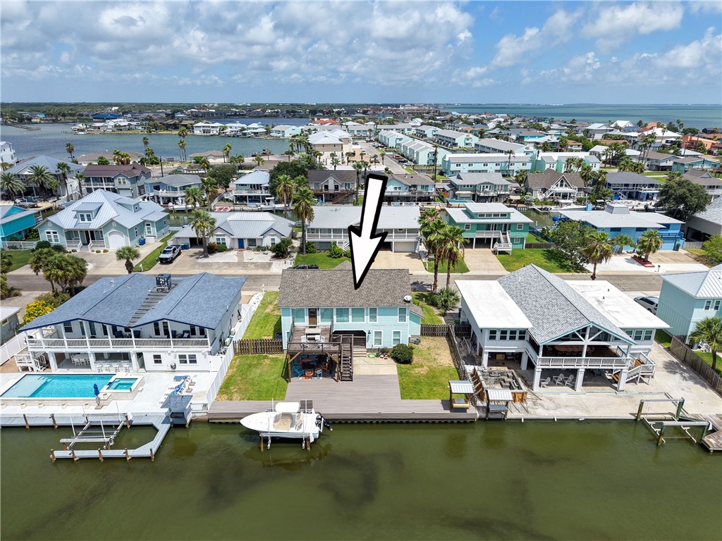 20 Flamingo Property Photo 44