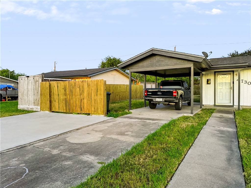 4730 Wynona Dr Property Photo 21