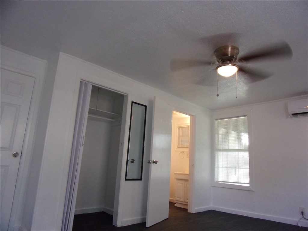 2722 Greenwood Dr Property Photo 36