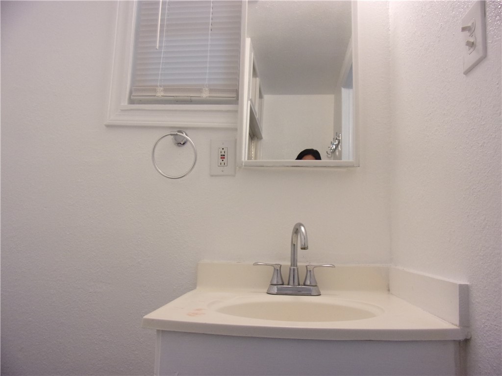 2722 Greenwood Dr Property Photo 38