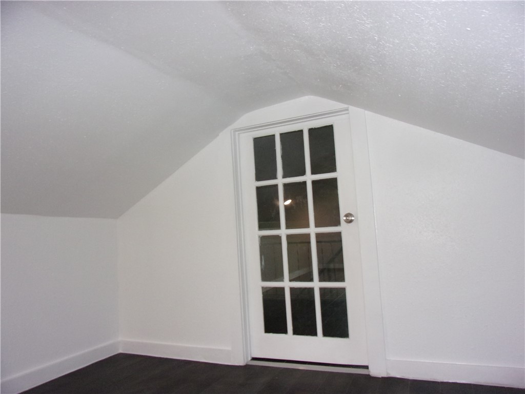 2722 Greenwood Dr Property Photo 45