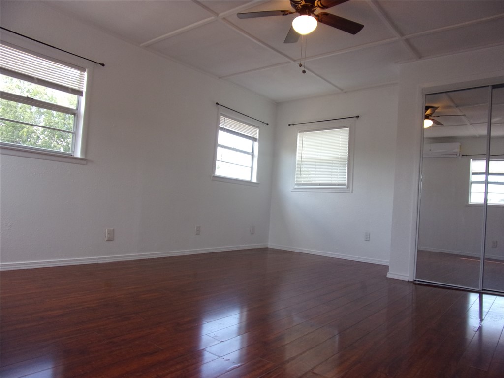 2722 Greenwood Dr Property Photo 52