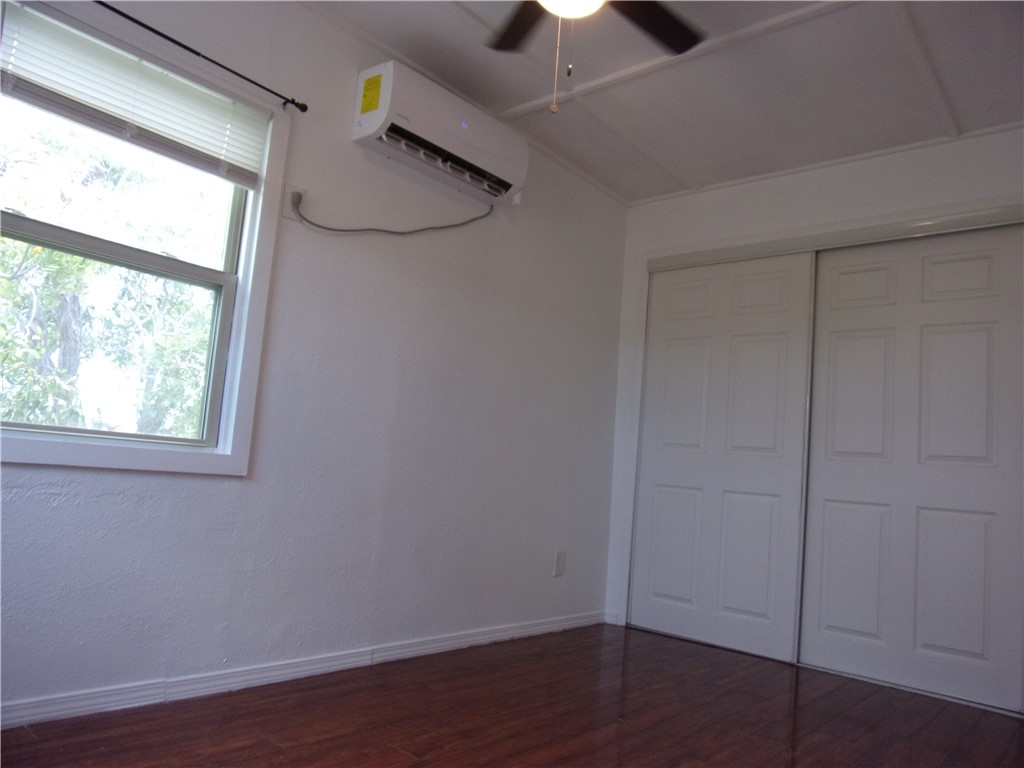 2722 Greenwood Dr Property Photo 56