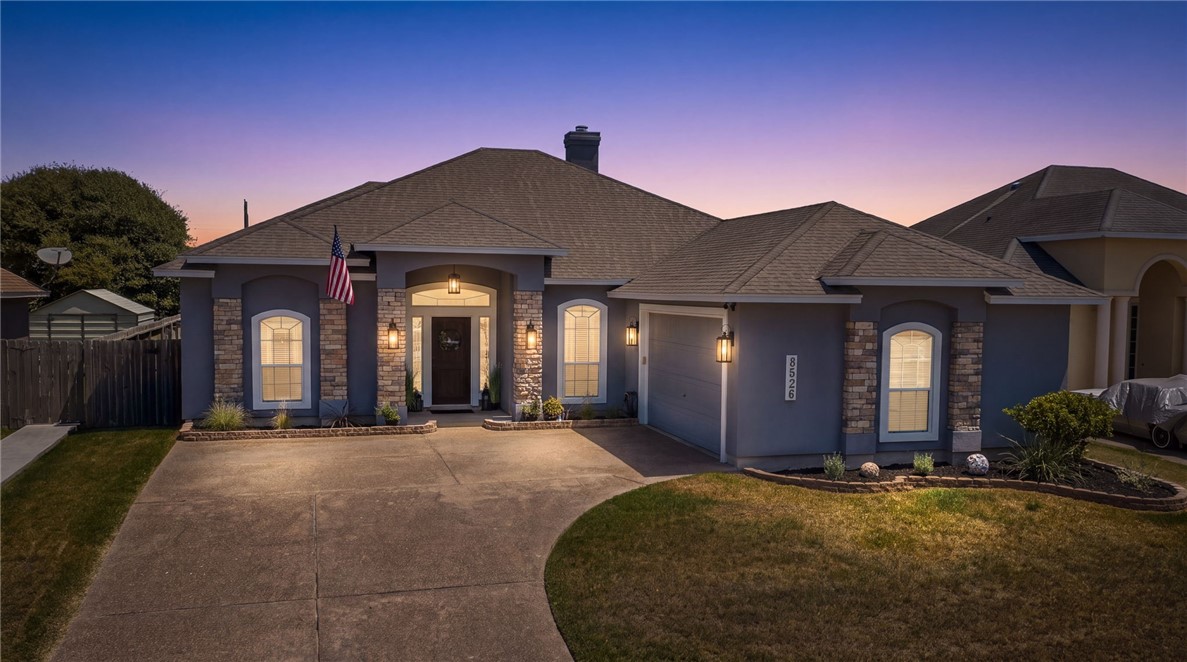 6526 Macarena Dr Property Photo 3