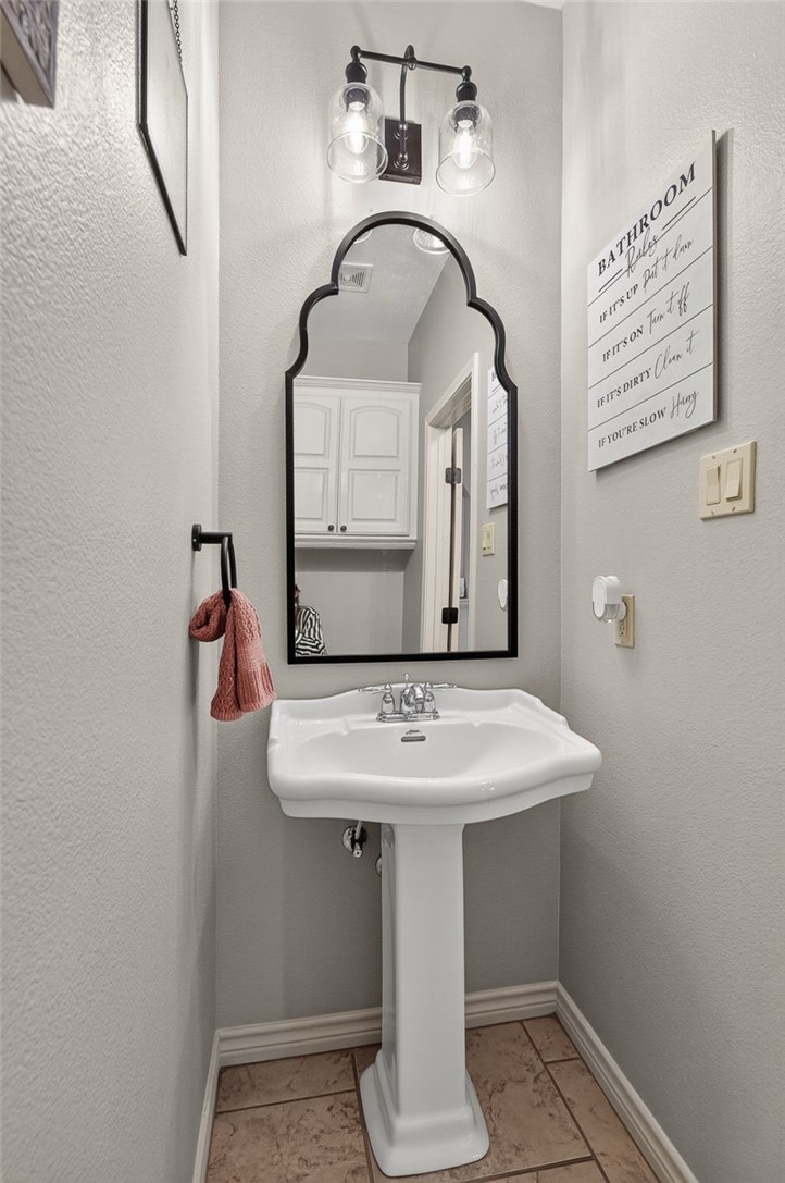 6526 Macarena Dr Property Photo 25