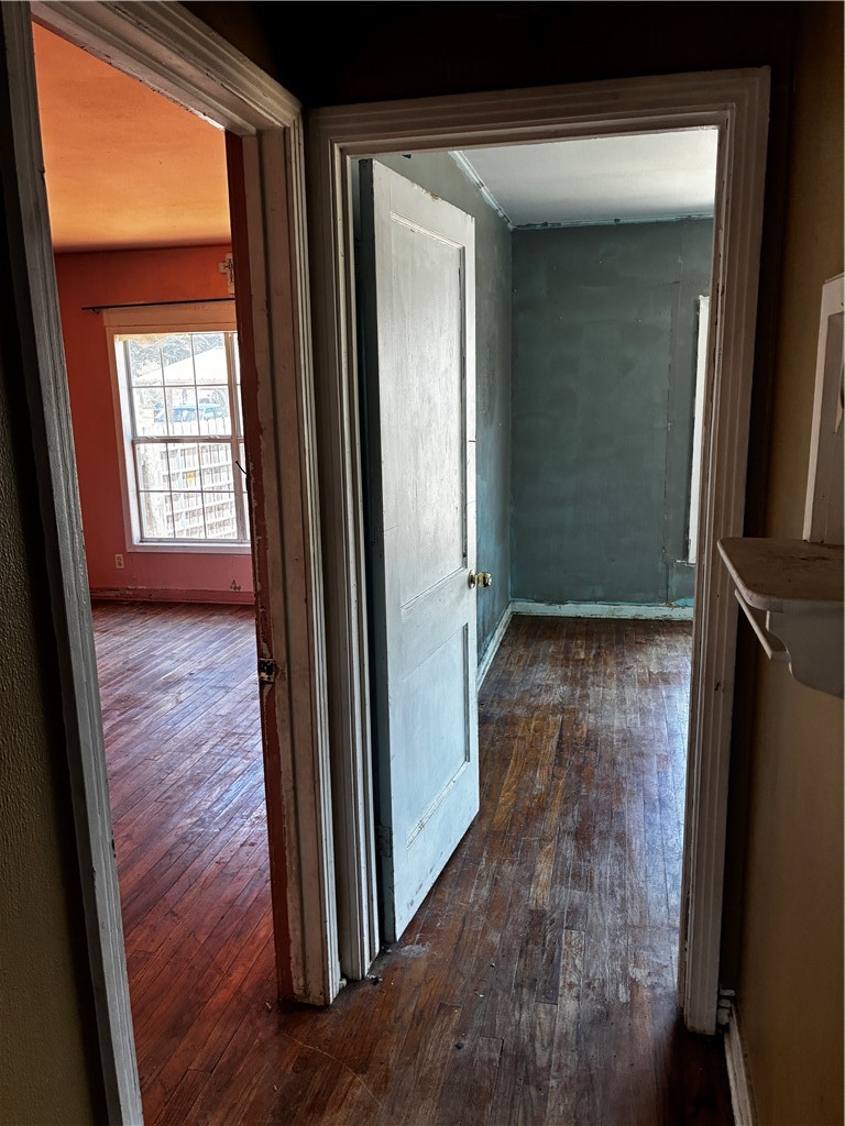 104 E Magnolia Property Photo 16
