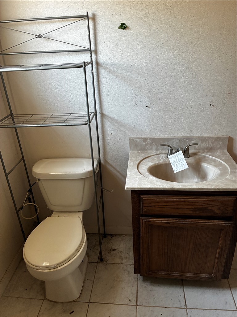 104 E Magnolia Property Photo 22