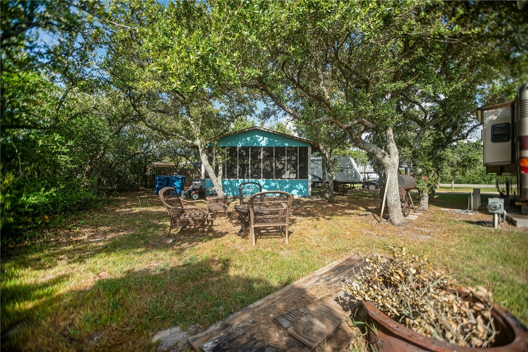 1673 W Harrison Property Photo 8