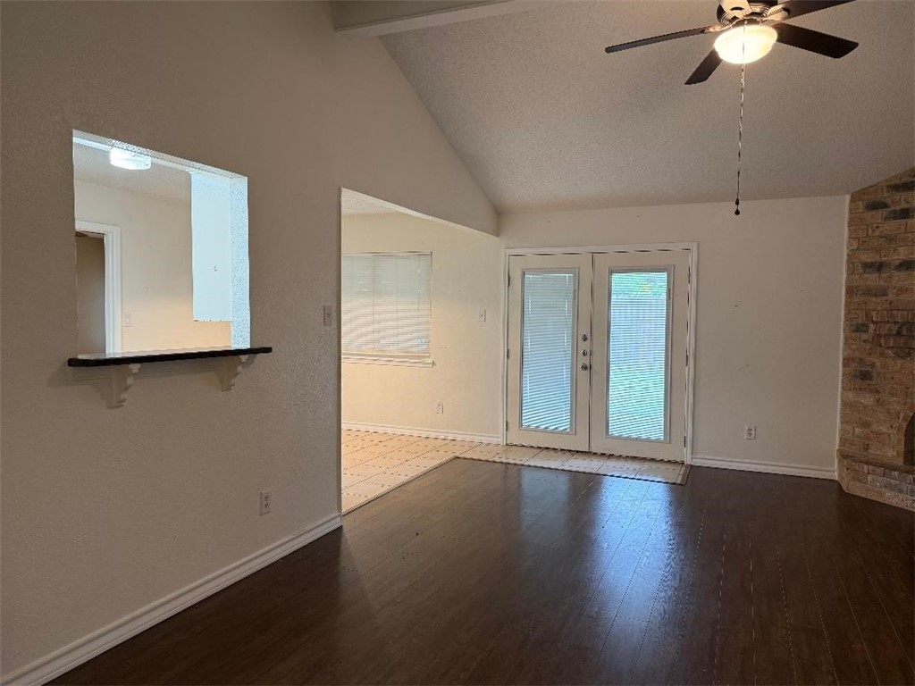 2204 Matagorda Dr Property Photo 8