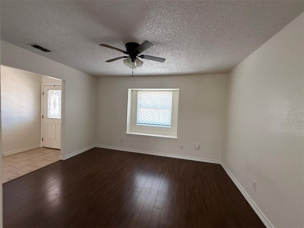 2204 Matagorda Dr Property Photo 10