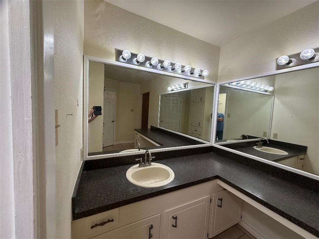 2204 Matagorda Dr Property Photo 17