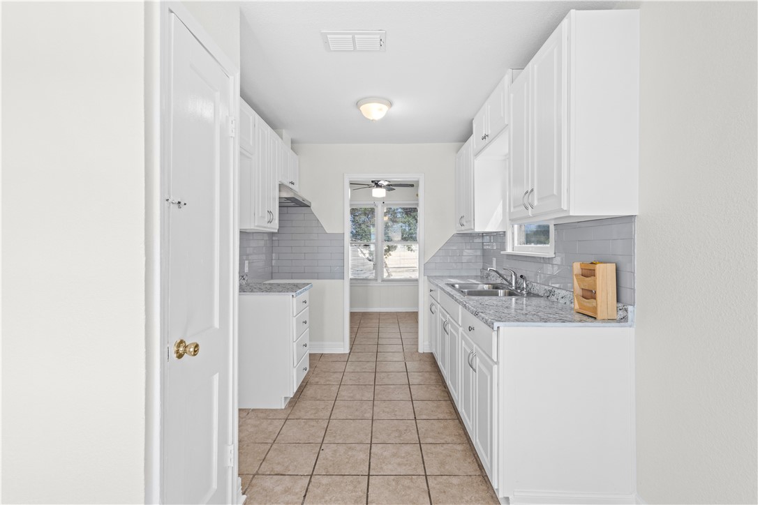 1538 Brentwood Dr Property Photo 6
