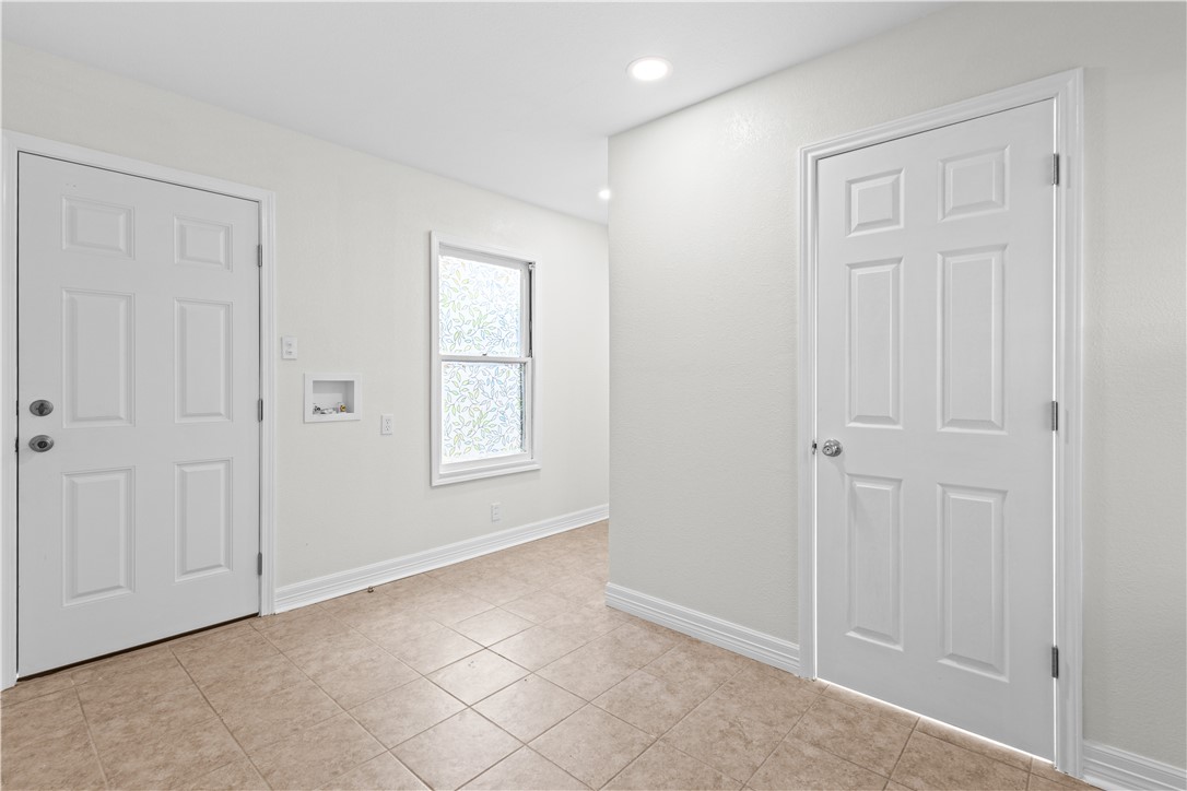 1538 Brentwood Dr Property Photo 17