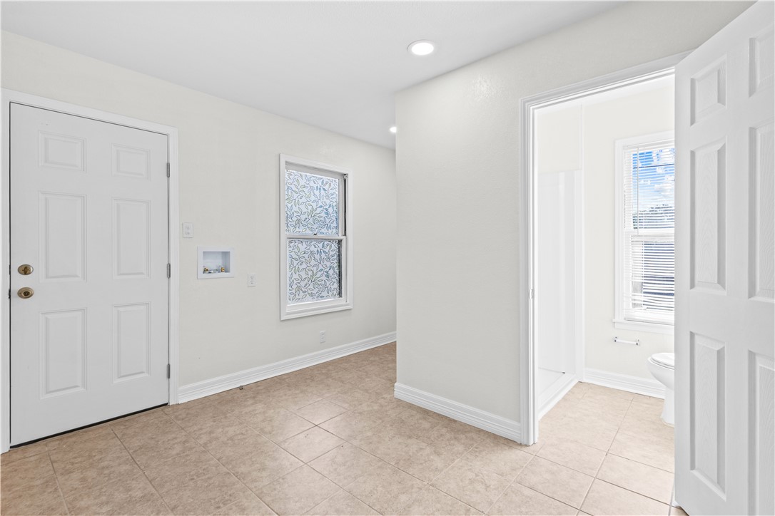 1538 Brentwood Dr Property Photo 18