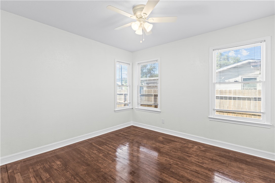 1538 Brentwood Dr Property Photo 22