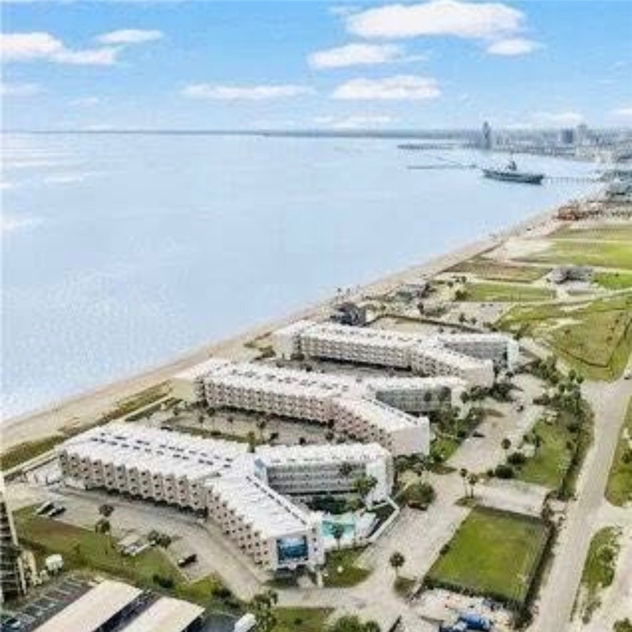 3938 Surfside Blvd 3332 Property Photo 3
