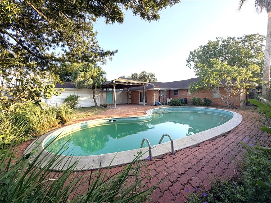 4117 Harry St Property Photo 4