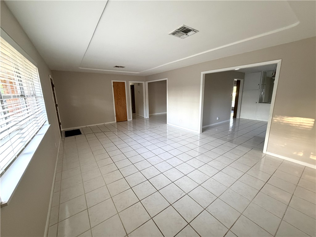 4117 Harry St Property Photo 17