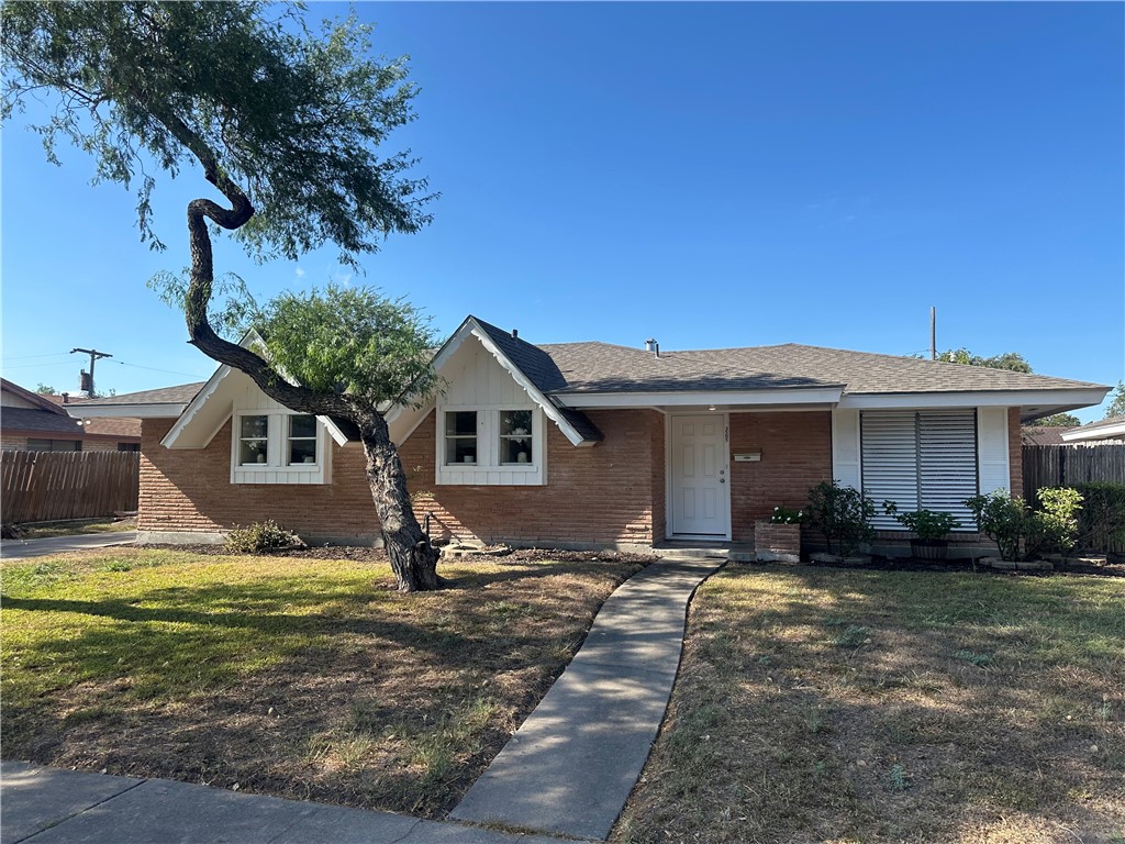 3505 Heritage Property Photo 1