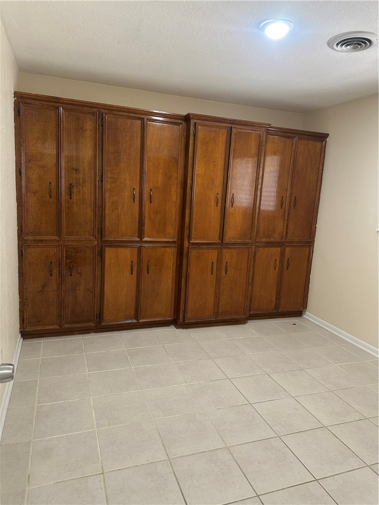 3505 Heritage Property Photo 14