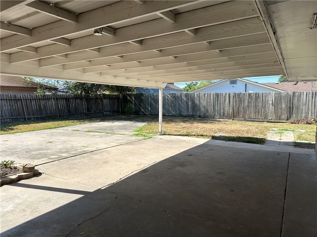 3505 Heritage Property Photo 18
