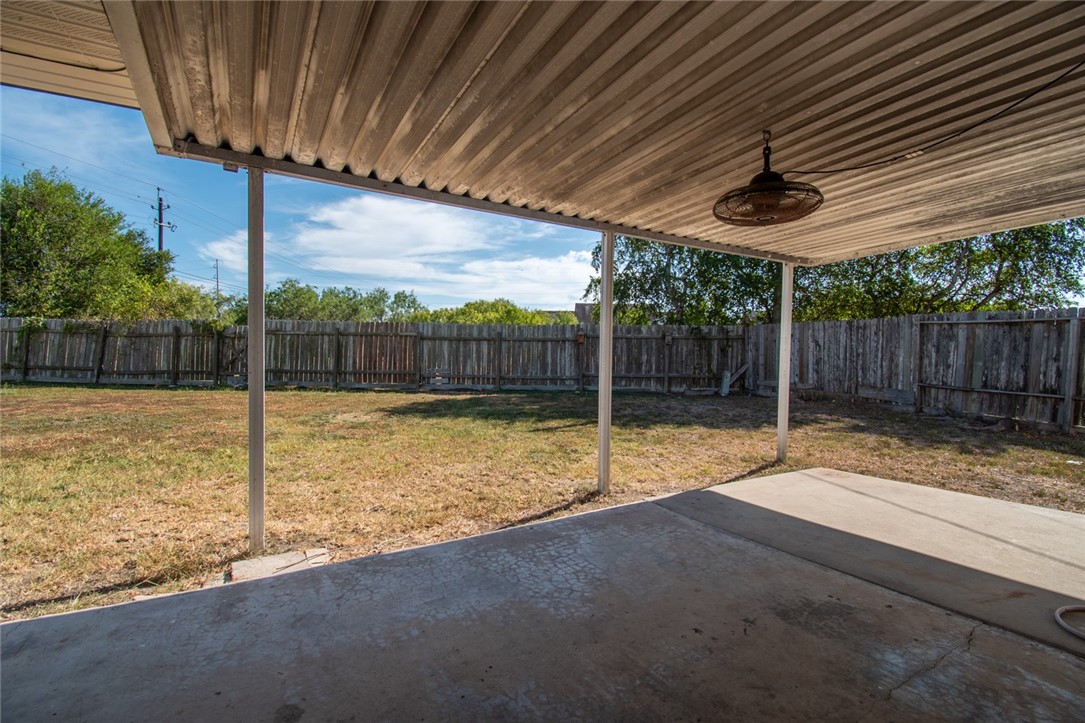 6733 Rhonda Dr Property Photo 32