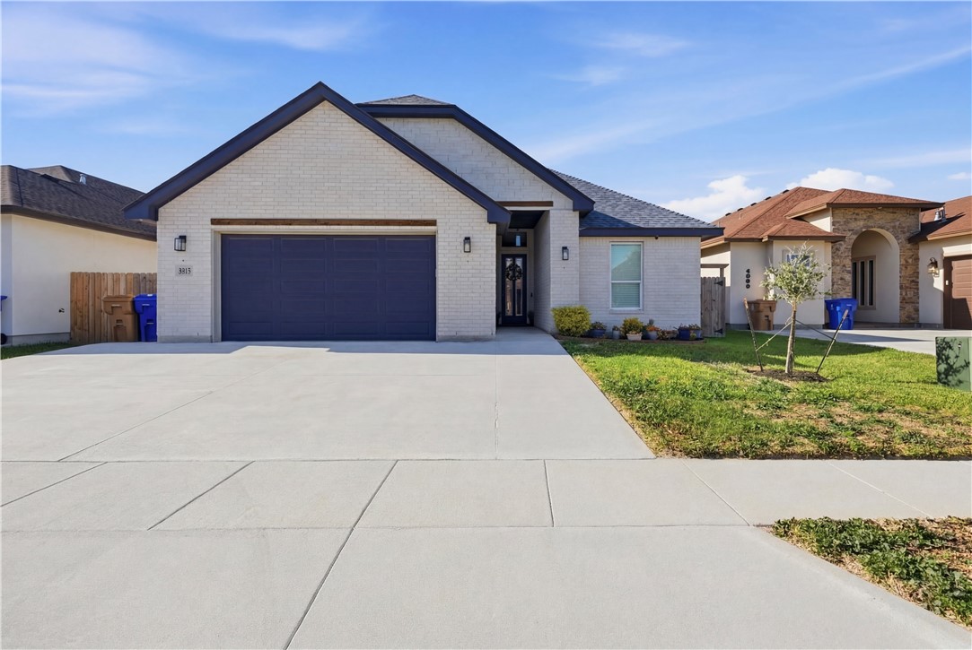 4013 Fold Lane Property Photo 2