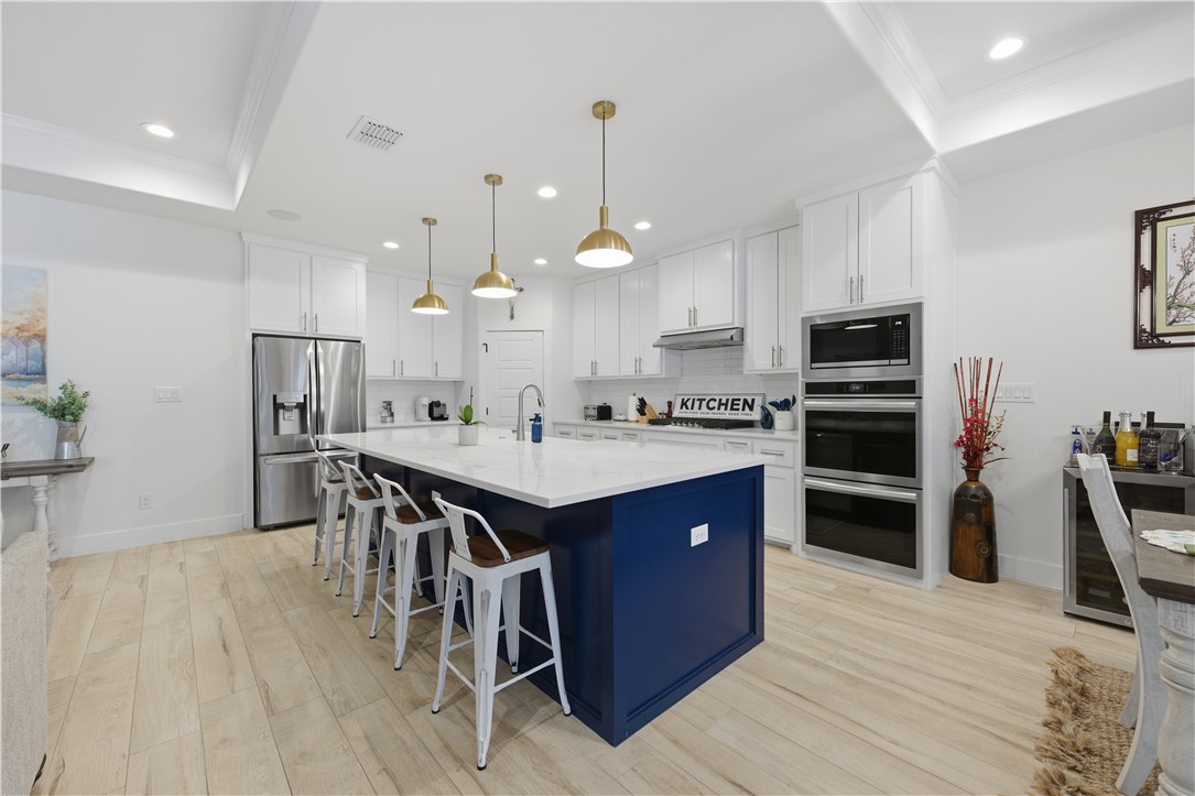 4013 Fold Lane Property Photo 6