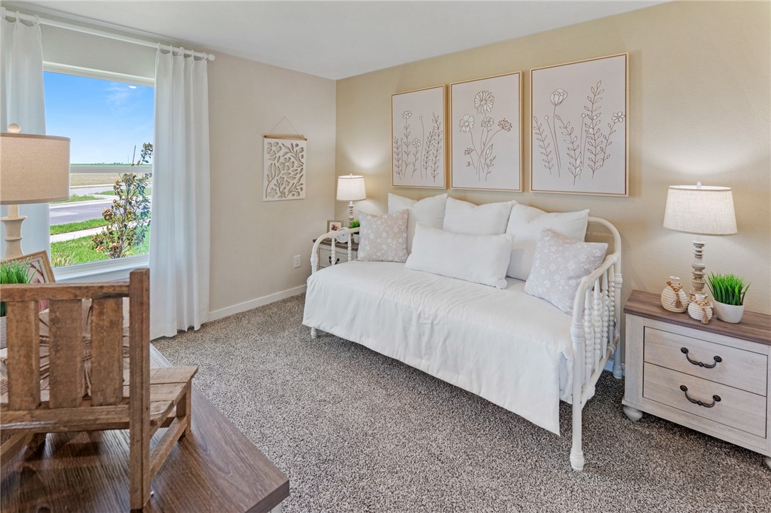 1401 Irigoyen St Property Photo 16