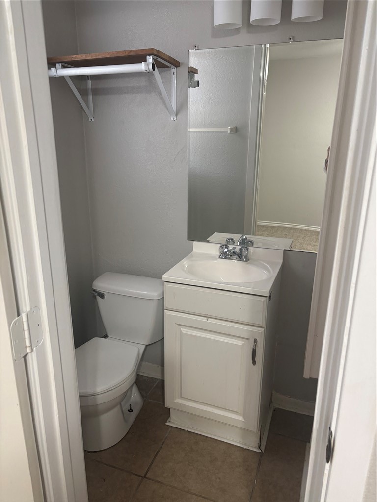 1508 Denver St Property Photo 5