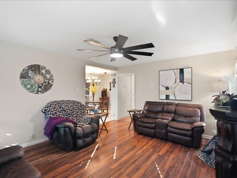 625 Sheridan Dr Property Photo 8