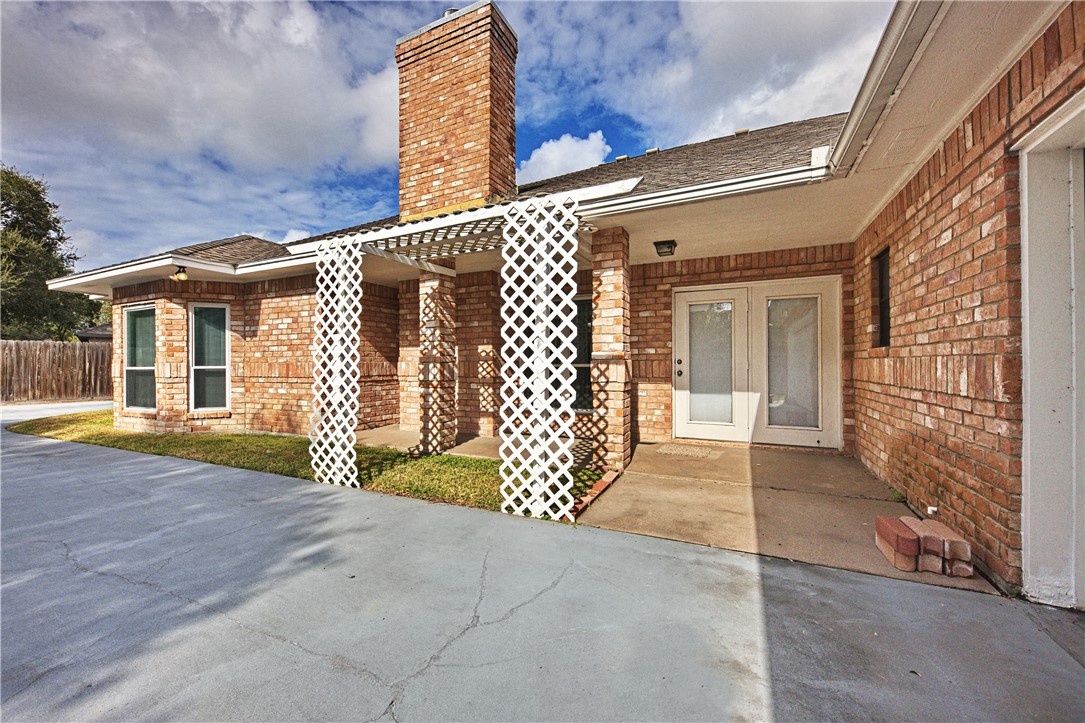 7725 Lake Baykal Dr Property Photo 43